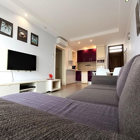 Apartment La Fiesta อาโรนา ภายนอก รูปภาพ