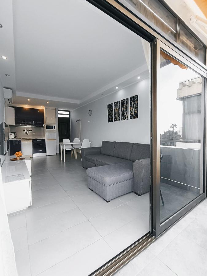 Apartment La Fiesta อาโรนา ภายนอก รูปภาพ