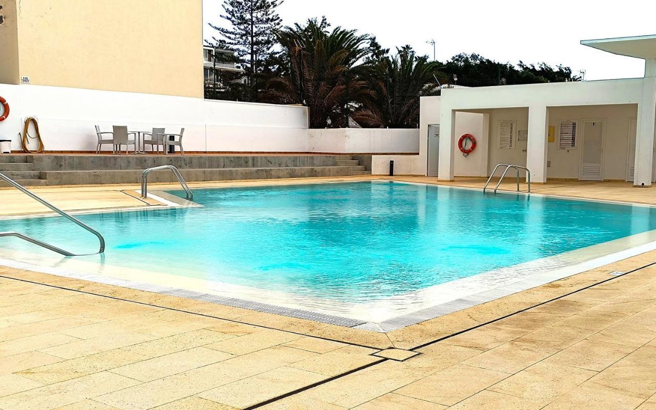 Apartment La Fiesta อาโรนา ภายนอก รูปภาพ